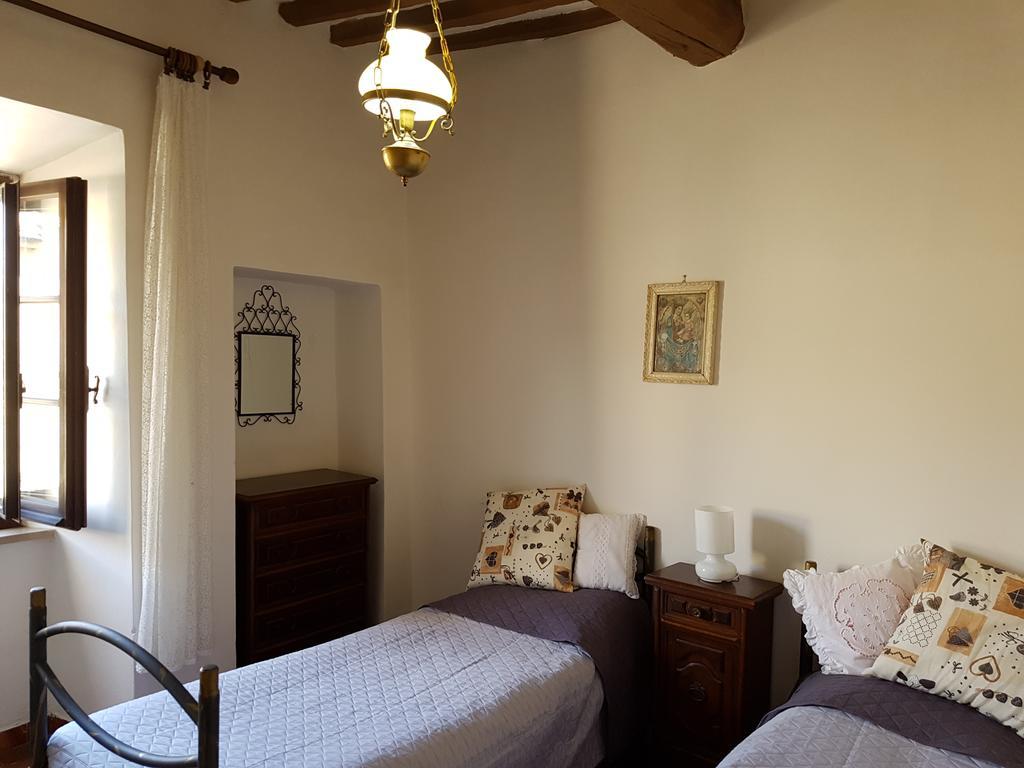 Le Pietre Antiche Villa Castiglione dʼOrcia Exteriör bild